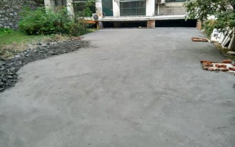 农村自建房庭院地面的选择-珍墅网