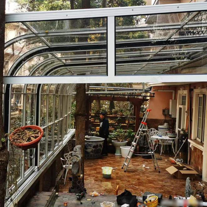 阳光房真的是违规建筑吗？违规建筑的标准是什么？