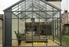 先在院子里砌20厘米矮墙再盖一个阳光房,底座稳稳的,坚固的!-珍墅网
