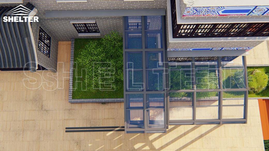 移动阳光房是结合国外移动特点和国内先进的人工智能技术，可以打开封闭的多功能产品。